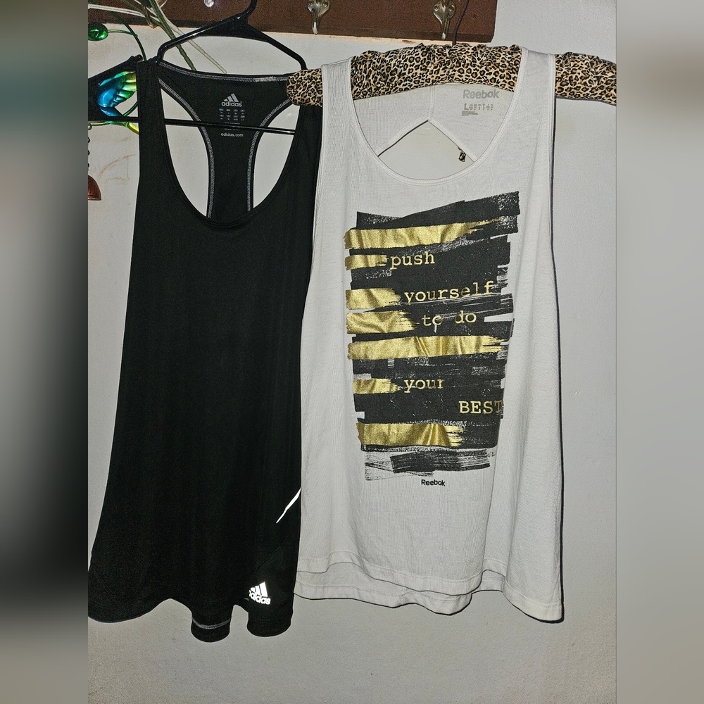Ladies/Womens 6 PC Tops Bundle Size Large